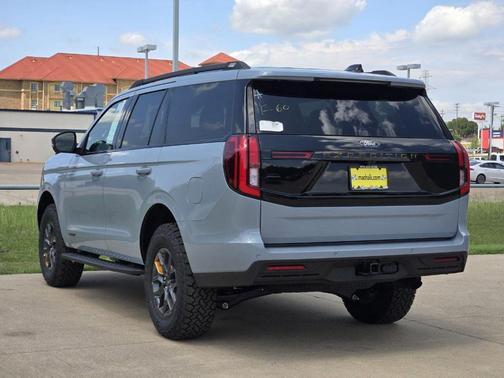 Glacier Gray Metallic 2026 Ford Expedition Tremor
