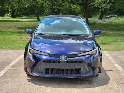 2020 Toyota Corolla Hybrid LE