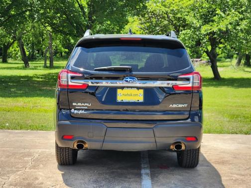 2023 Subaru Ascent Premium 8-Passenger