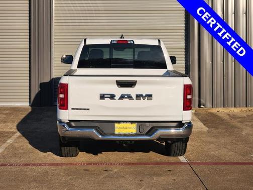 Bright White Clearcoat 2025 RAM 1500 BIG HORN/LONE STAR
