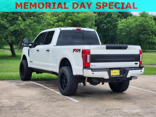 2022 Ford F-250 Platinum