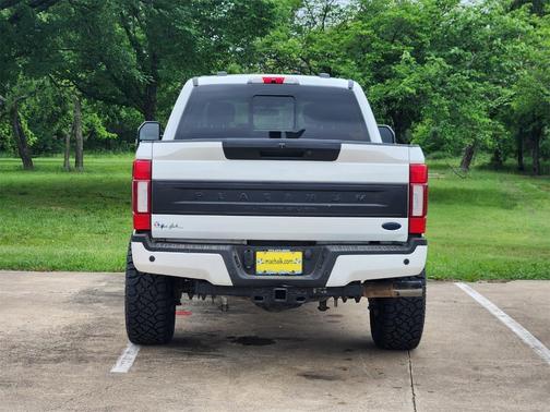 2022 Ford F-250 Platinum
