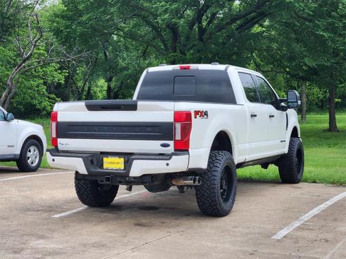 2022 Ford F-250 Platinum