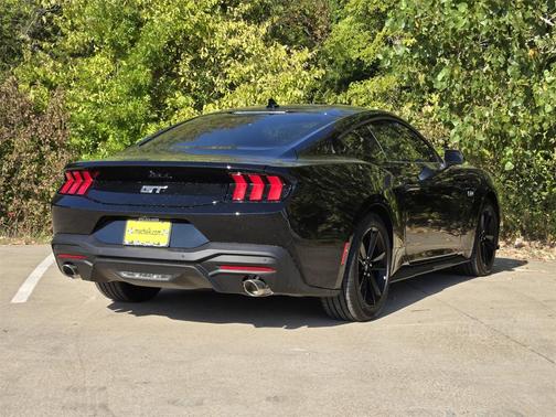2025 Ford Mustang GT