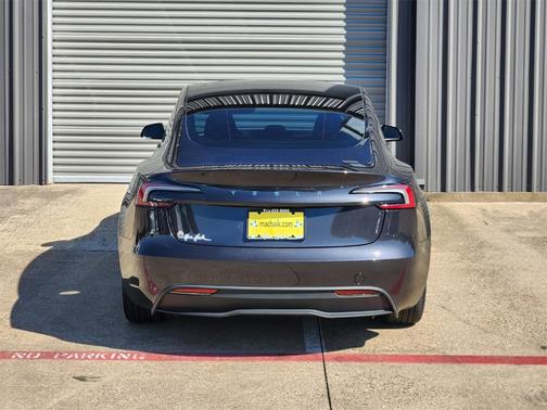 2025 Tesla Model 3 Long Range