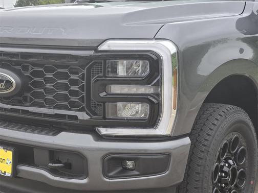 2025 Ford F-250 XLT