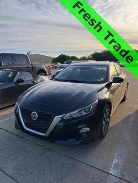 2020 Nissan Altima 2.5 SV