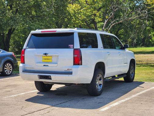 2018 Chevrolet Suburban LT