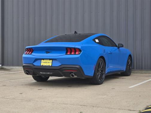 2025 Ford Mustang EcoBoost