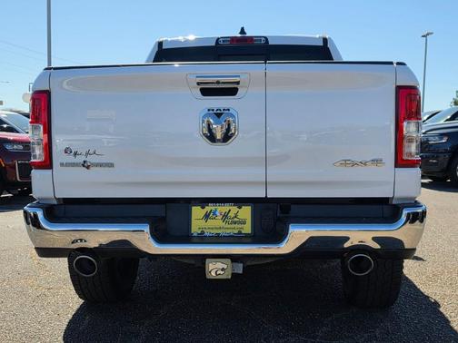 Bright White Clearcoat 2020 RAM 1500 Big Horn
