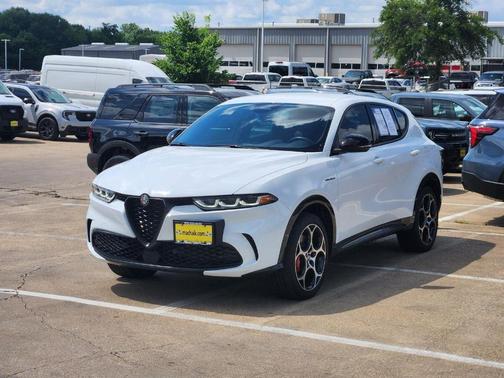 Alfa White 2024 Alfa Romeo Tonale Veloce