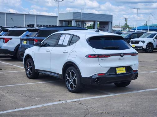 Alfa White 2024 Alfa Romeo Tonale Veloce