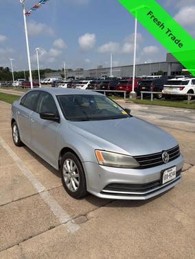 White 2015 Volkswagen Jetta 1.8T SE