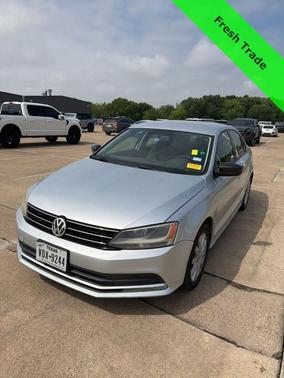 White 2015 Volkswagen Jetta 1.8T SE