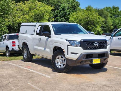 Glacier White 2024 Nissan Frontier S