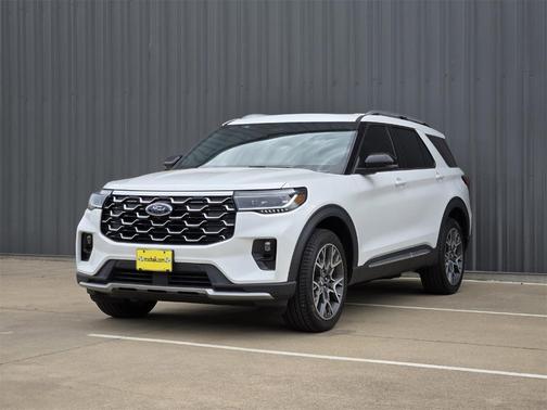 2025 Ford Explorer Platinum