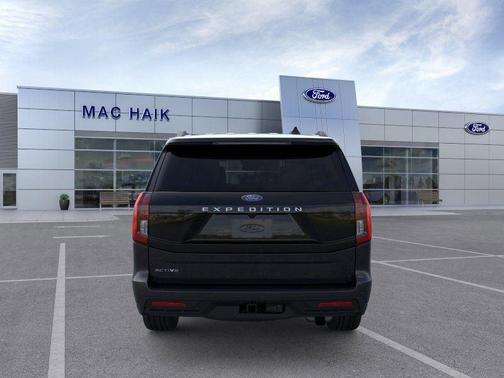 Agate Black Metallic 2026 Ford Expedition Active
