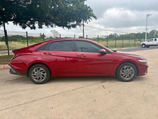 Red 2024 Hyundai ELANTRA SEL