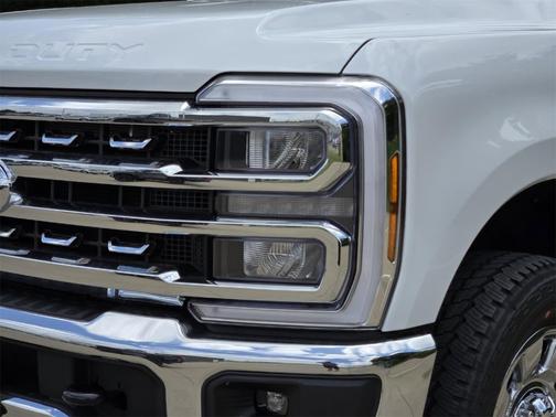 2025 Ford F-350 Lariat Super Duty