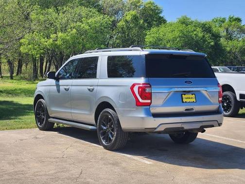 ICONIC SILVER METALLIC 2020 Ford Expedition XLT