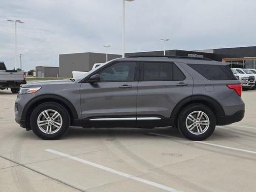 Gray 2022 Ford Explorer XLT