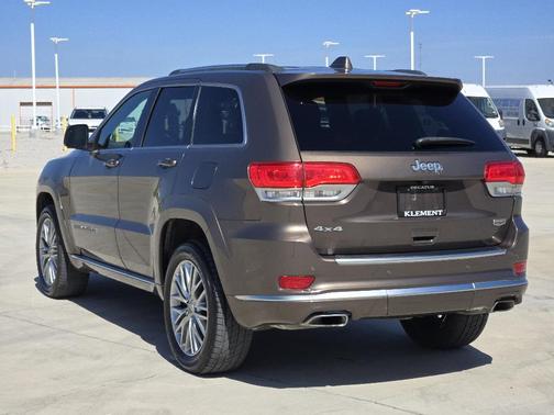 Brown 2018 Jeep Grand Cherokee Summit