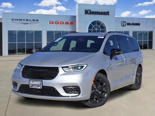 Silver 2026 Chrysler Pacifica Limited