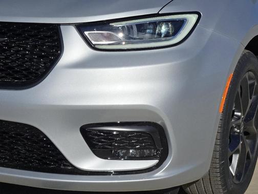 Silver 2026 Chrysler Pacifica Limited