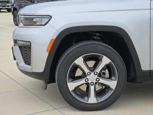 Silver 2026 Jeep Grand Cherokee L Limited