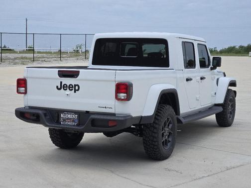 White 2026 Jeep Gladiator Texas Trail