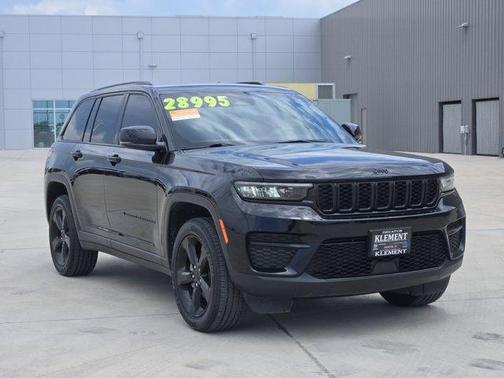 Black 2023 Jeep Grand Cherokee Altitude