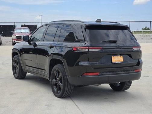 Black 2023 Jeep Grand Cherokee Altitude