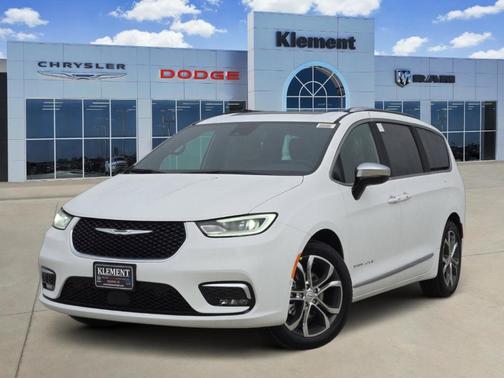 White 2026 Chrysler Pacifica Pinnacle