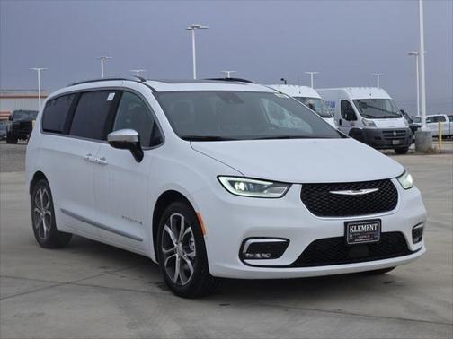 White 2026 Chrysler Pacifica Pinnacle