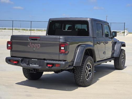 Gray 2025 Jeep Gladiator Rubicon