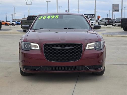 2023 Chrysler 300 Touring