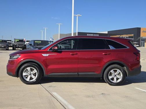 2023 Kia Sorento LX