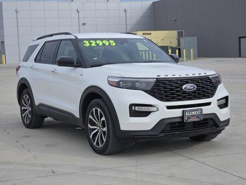 2022 Ford Explorer ST-Line