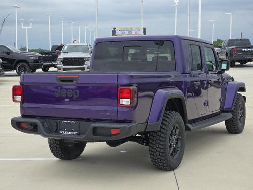 Purple 2026 Jeep Gladiator Texas Trail