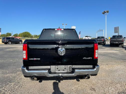 Photo 4 of 22 of 2022 RAM 1500 Lone Star