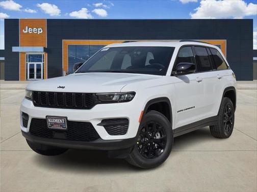 White 2025 Jeep Grand Cherokee Laredo