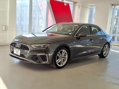 2023 Audi A4 Premium 45 TFSI S line quattro S tronic