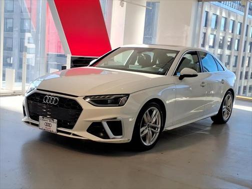 2023 Audi A4 Premium Plus 45 TFSI S line quattro S tronic