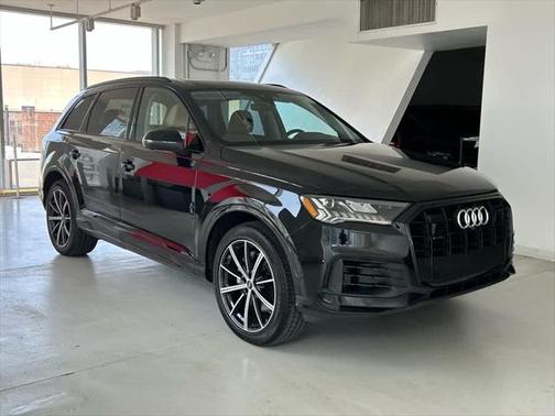 2024 Audi Q7 Premium Plus 55 TFSI quattro Tiptronic