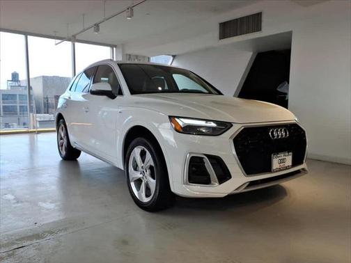 2023 Audi Q5 Premium Plus 45 TFSI S line quattro