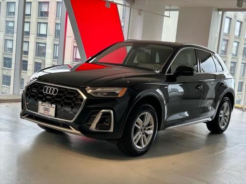 MYTHOS BLACK 2023 Audi Q5 Premium 45 TFSI S line quattro SUV