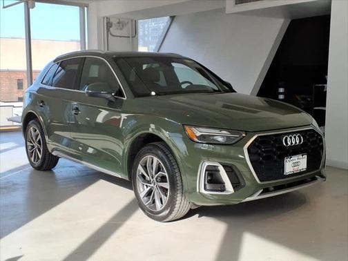 2023 Audi Q5 Premium Plus 45 TFSI S line quattro