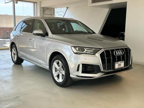 2022 Audi Q7 Premium 55 TFSI quattro Tiptronic