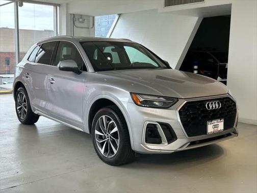 2023 Audi Q5 Premium 45 TFSI S line quattro