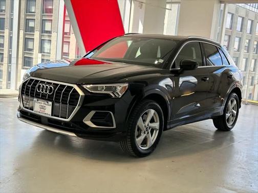2022 Audi Q3 Premium Plus 40 TFSI quattro Tiptronic